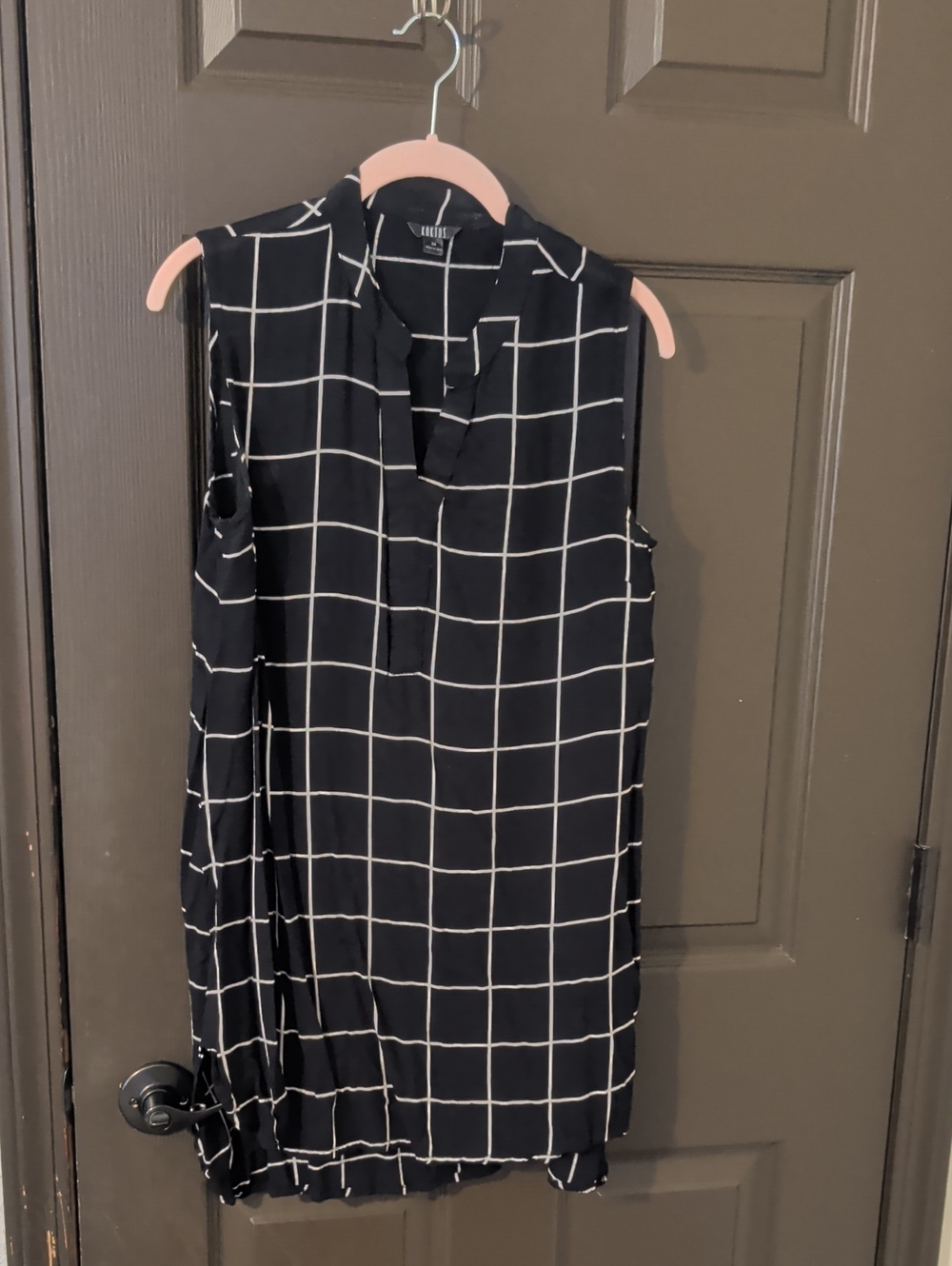 Kaktus Black and White Grid Sleeveless Shift Dress
